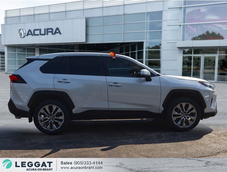 2024 Toyota RAV4 XLE AWD