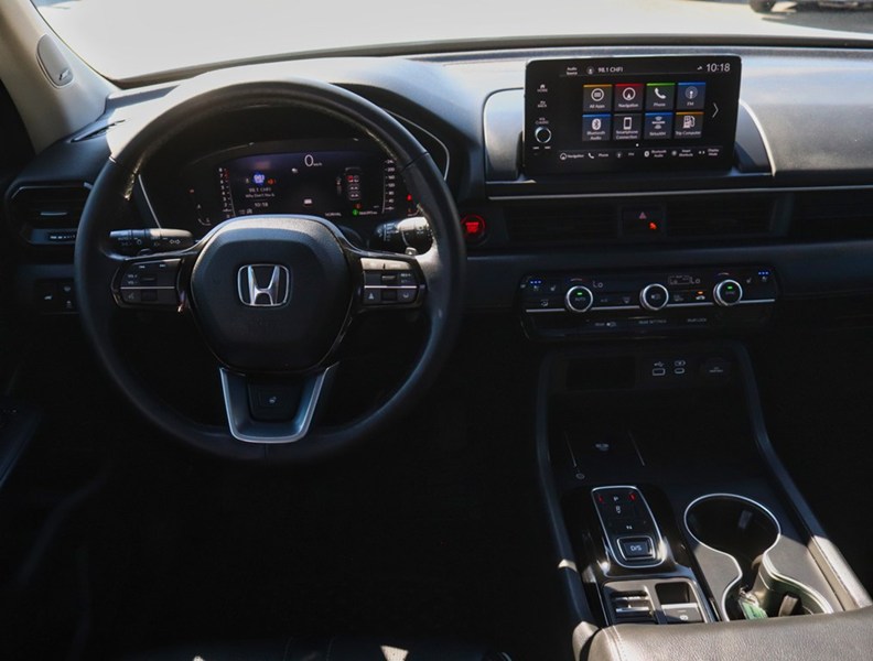 2025 Honda Pilot Touring AWD