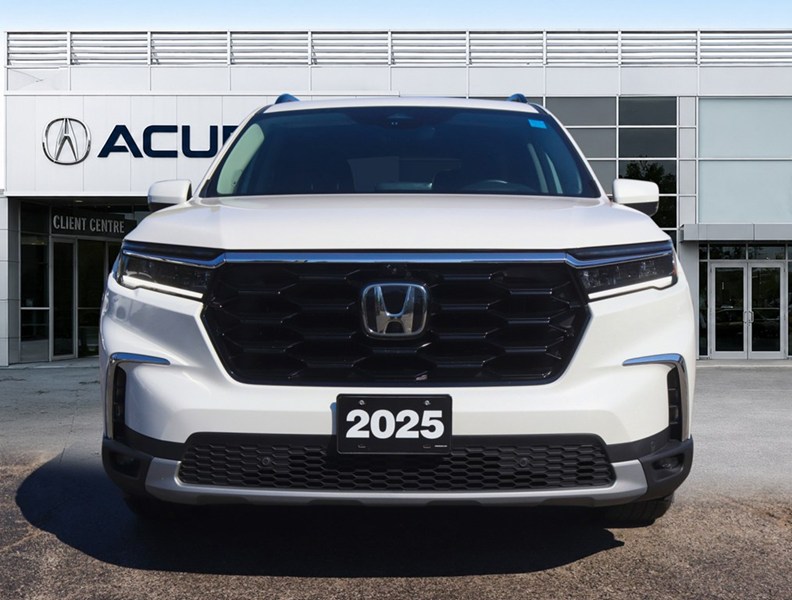 2025 Honda Pilot Touring AWD