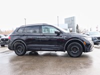 2022 Volkswagen Tiguan Comfortline R-Line Black Edition 4MOTION
