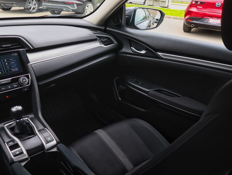 2016 Honda Civic 4dr Man LX