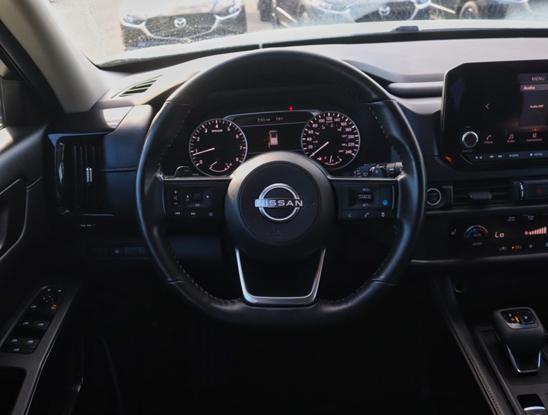 2024 Nissan Pathfinder S 4WD