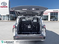 2024 Toyota Sienna XSE 7-Passenger AWD