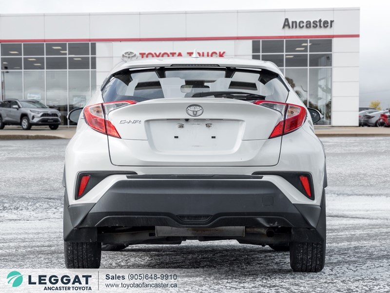 2021 Toyota C-HR LE FWD