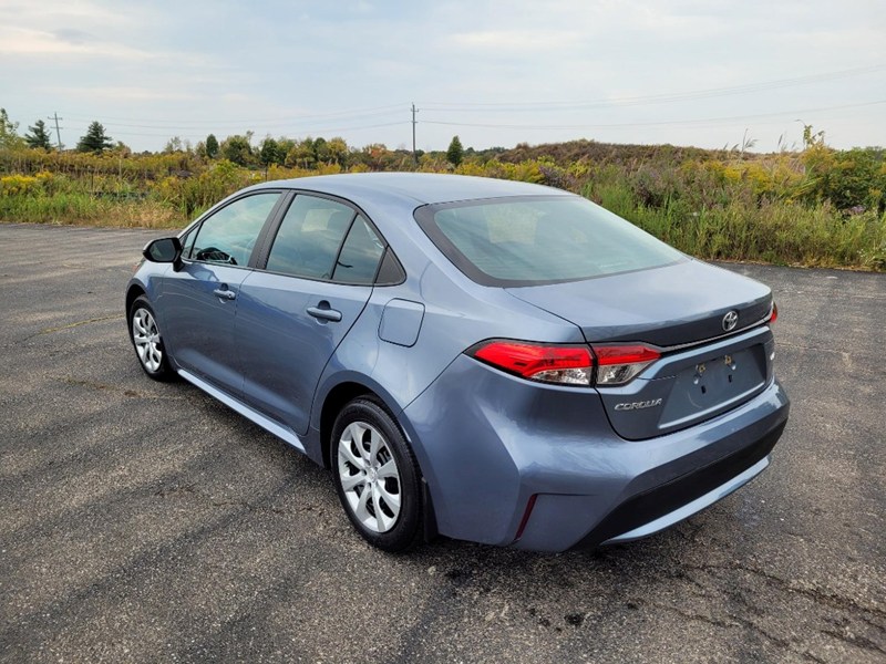 2022 Toyota Corolla LE CVT