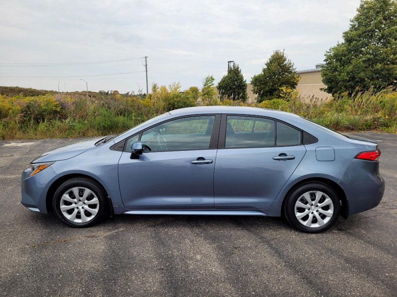 2022 Toyota Corolla LE CVT