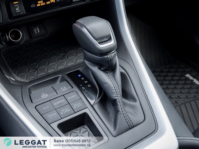 2024 Toyota RAV4 XLE AWD