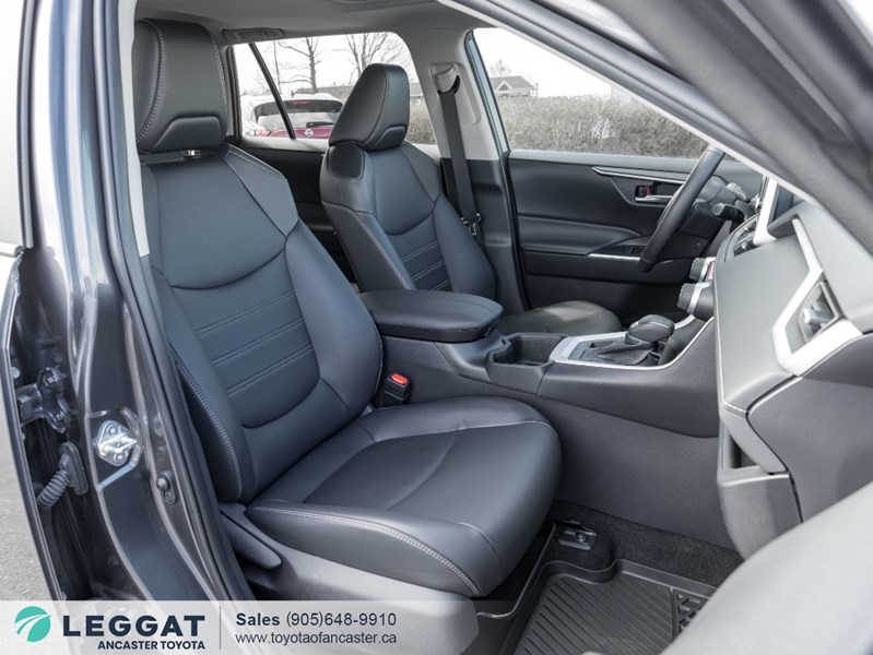 2024 Toyota RAV4 XLE AWD