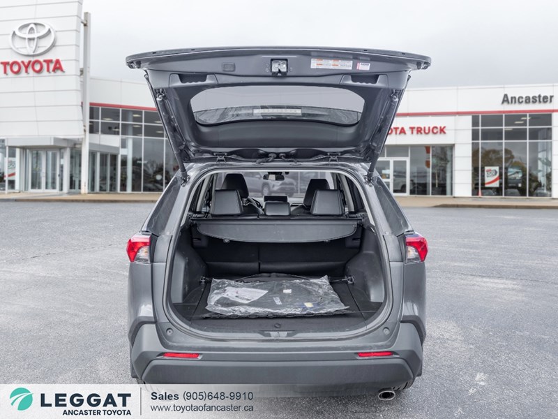 2024 Toyota RAV4 XLE AWD