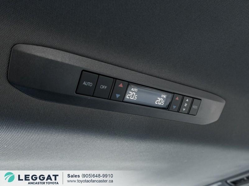 2024 Toyota Sienna XSE 7-Passenger AWD