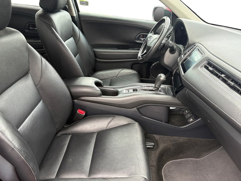 2018 Honda HR-V EX-L Navi AWD CVT|Accident Free|Finance Available