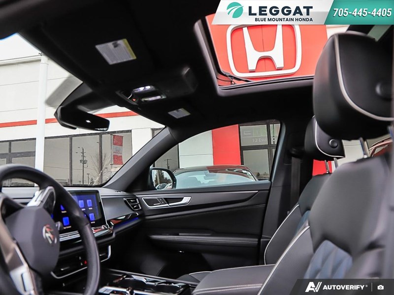 2024 Volkswagen Atlas Cross Sport Execline 2.0 TSI 4MOTION|Accident-Free