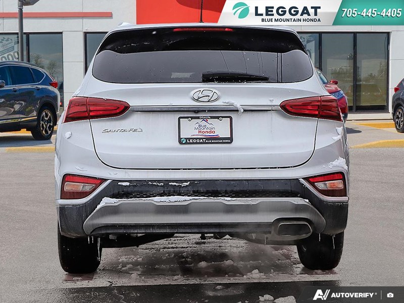 2019 Hyundai Santa Fe 2.4L Essential FWD w/Safety Package|Locally Drive