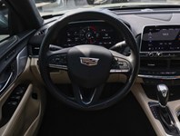 2022 Cadillac CT4 4dr Sdn Premium Luxury