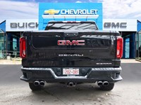 2022 GMC Sierra 1500 DENALI | 6.2L V8 | ROOF | ONLY71000KM | NEWBRAKES