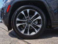 2025 Jeep Grand Cherokee Overland 4x4