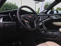 2026 Cadillac XT5 AWD 4dr Sport