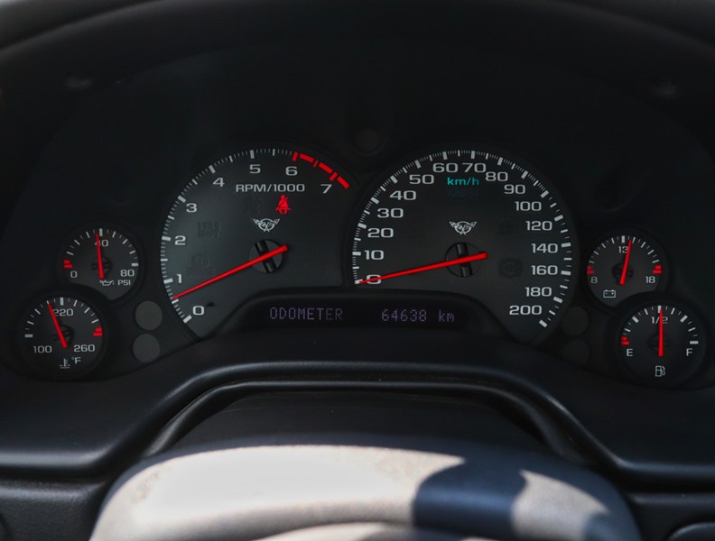 2004 Chevrolet Corvette 2dr Convertible