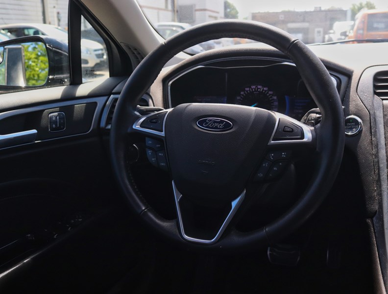 2016 Ford Fusion 4dr Sdn Titanium AWD