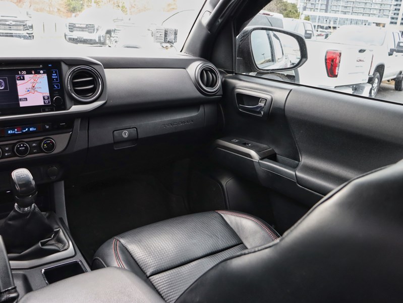 2017 Toyota Tacoma 4WD Double Cab V6 Man TRD Sport