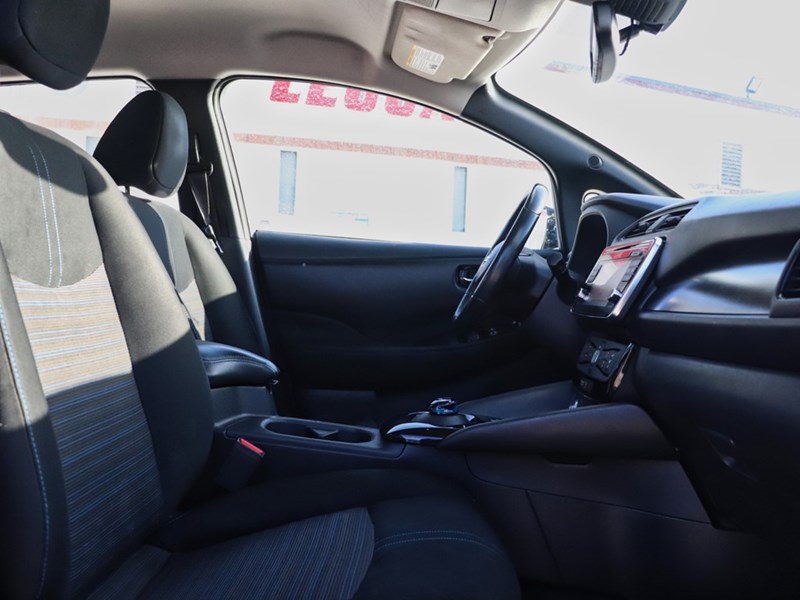 2018 Nissan LEAF S Hatchback