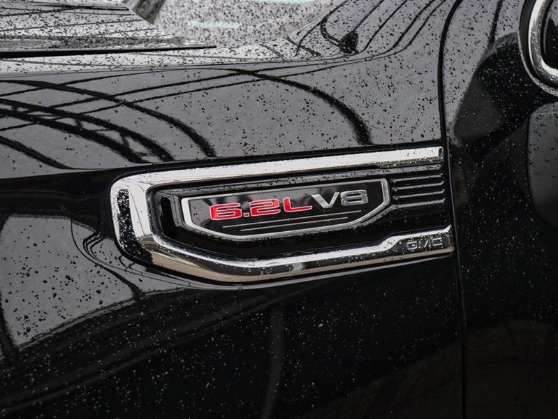 2022 GMC Sierra 1500 DENALI | 6.2L V8 | ROOF | ONLY71000KM | NEWBRAKES