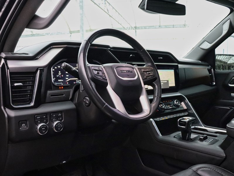 2022 GMC Sierra 1500 DENALI | 6.2L V8 | ROOF | ONLY71000KM | NEWBRAKES
