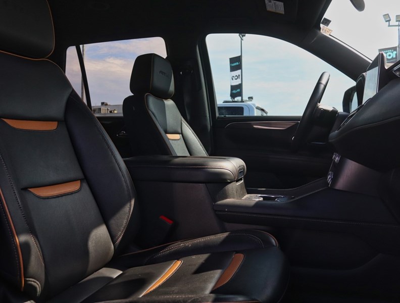 2023 GMC Yukon 4WD 4dr AT4