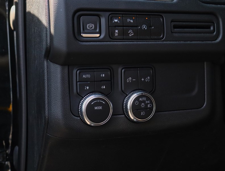 2023 GMC Yukon 4WD 4dr AT4