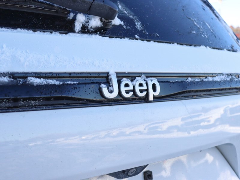 2023 Jeep Grand Cherokee SUMMIT| RESERVE | REARMEDIA | HUD | 4X4 | NOCLAIMS