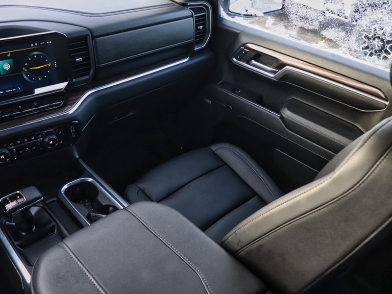 2024 Chevrolet Silverado 1500 4WD Crew Cab 147