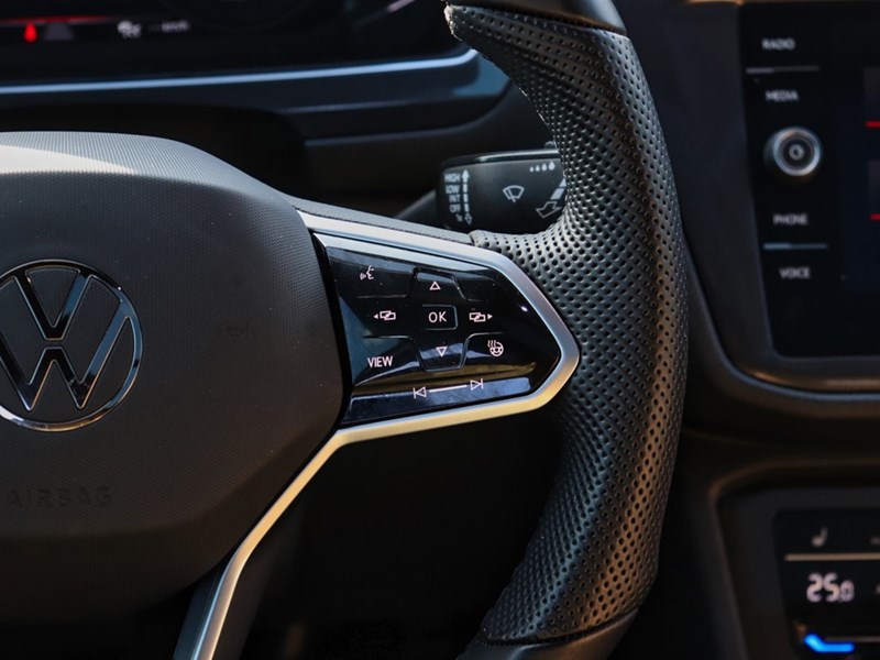 2024 Volkswagen Tiguan COMFORTLINE RLINE | BLACKEDITION | 4MOTION | MINT!