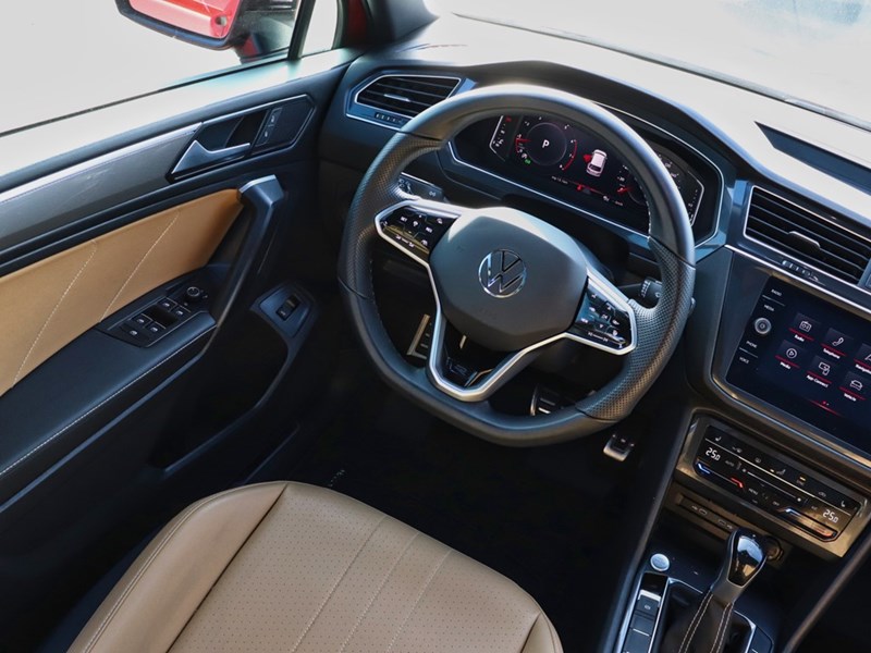 2024 Volkswagen Tiguan COMFORTLINE RLINE | BLACKEDITION | 4MOTION | MINT!