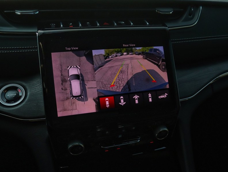 2025 Jeep Grand Cherokee Overland 4x4