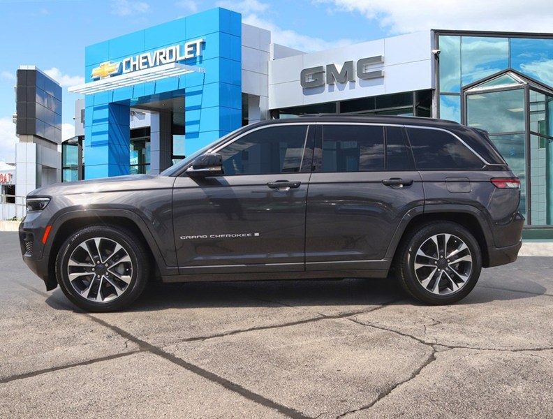 2025 Jeep Grand Cherokee Overland 4x4