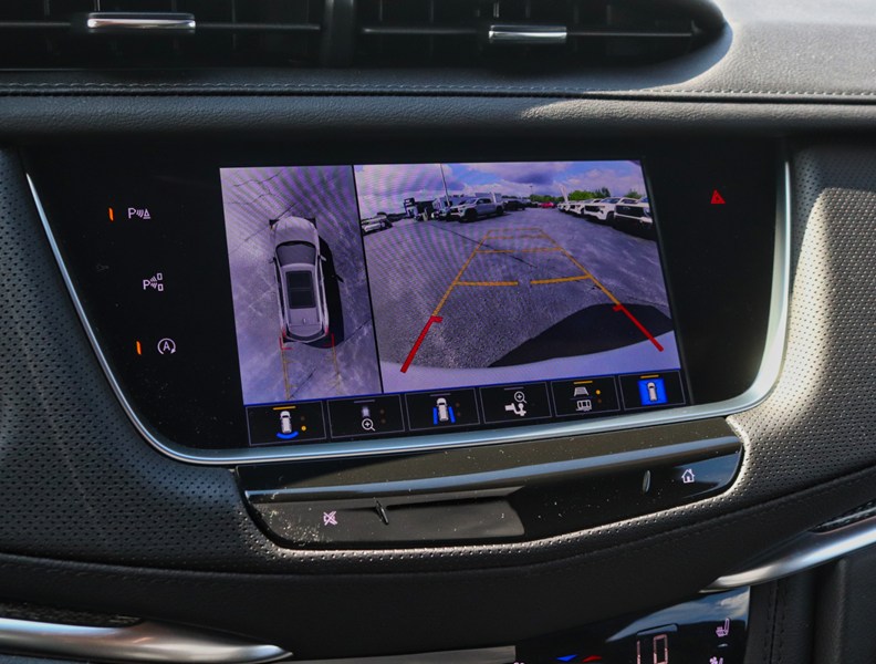 2026 Cadillac XT5 AWD 4dr Sport