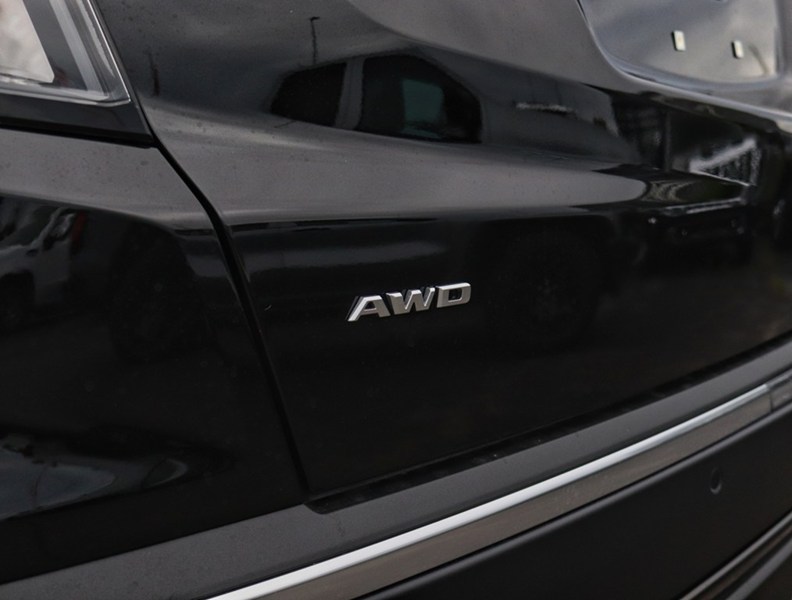 2026 Cadillac XT5 AWD 4dr Sport