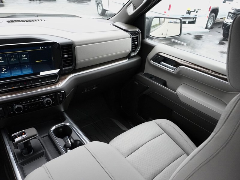 2026 Chevrolet Silverado 1500 4WD Crew Cab 147