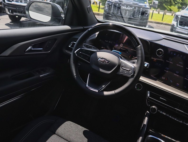 2026 Chevrolet Traverse AWD 4dr LT