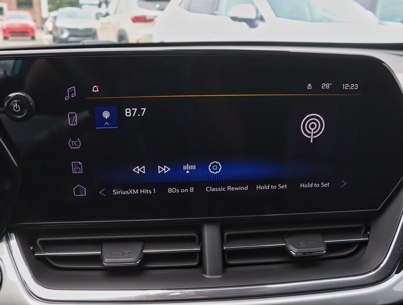 2026 Chevrolet Trax FWD 4dr LT