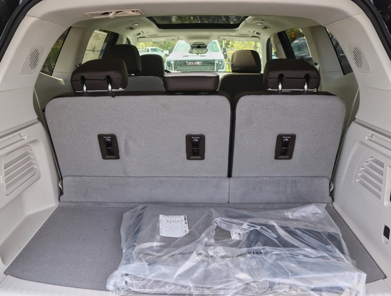 2026 GMC Acadia AWD 4dr Denali