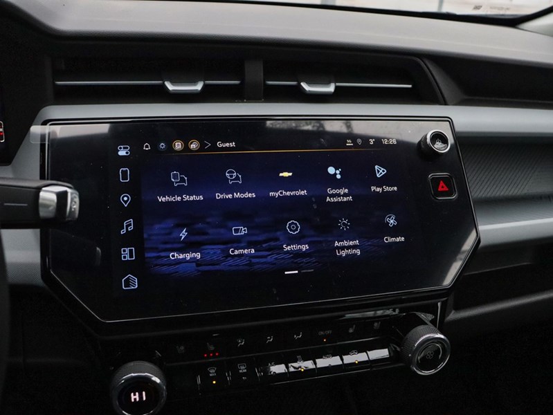 2027 CHEVROLET BOLT FWD 4dr RS