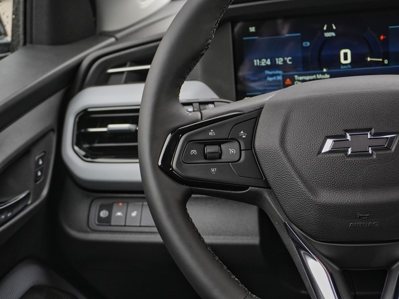 2027 Chevrolet Bolt FWD 4dr LT