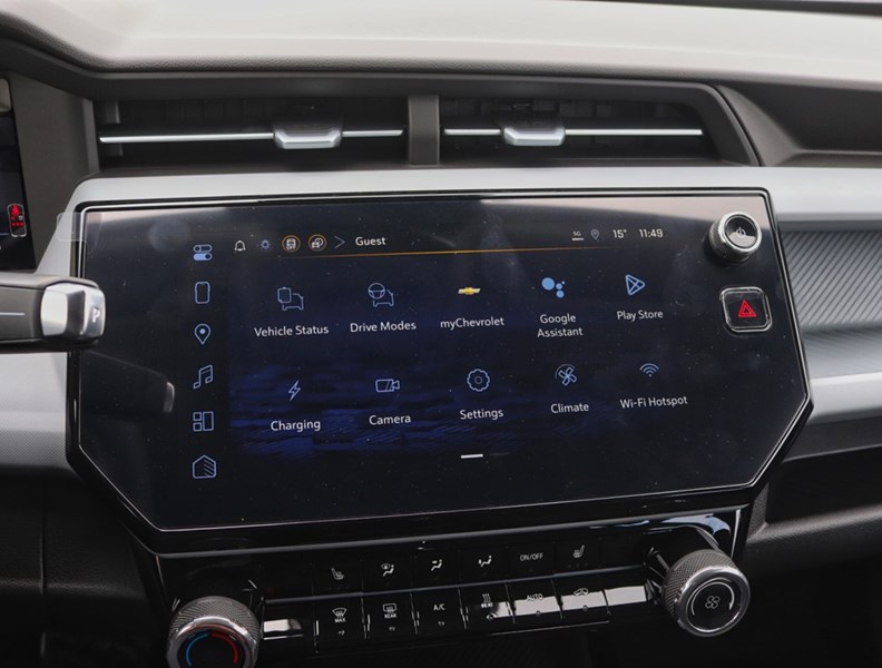 2027 Chevrolet Bolt FWD 4dr LT