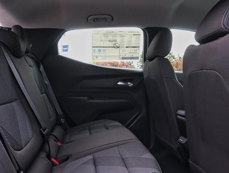 2027 Chevrolet Bolt FWD 4dr LT
