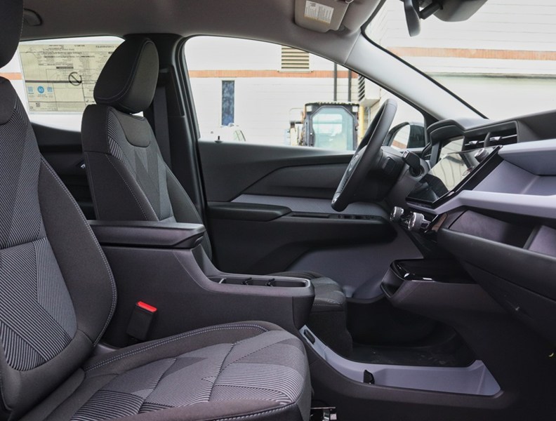 2027 Chevrolet Bolt FWD 4dr LT