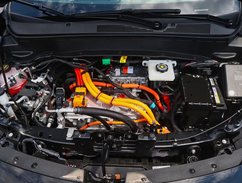 2027 Chevrolet Bolt FWD 4dr LT