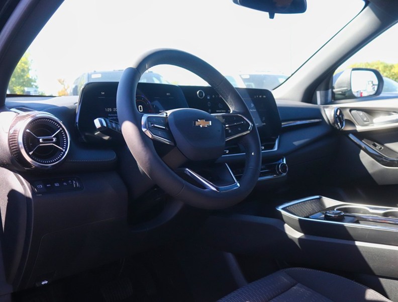 2027 Chevrolet Equinox AWD 4dr LT w/2LT