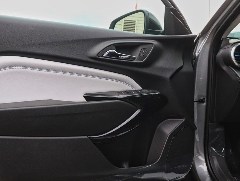 2026 Chevrolet Trax FWD 4dr LT