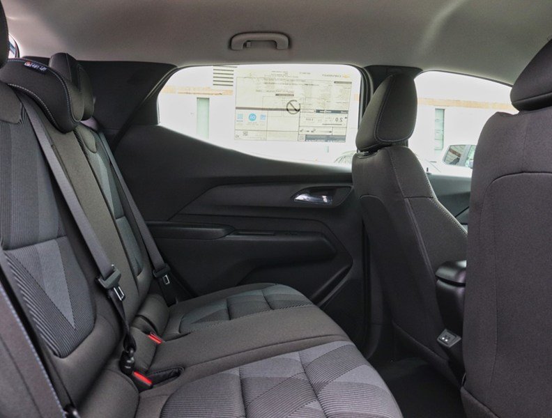 2027 Chevrolet Bolt FWD 4dr LT